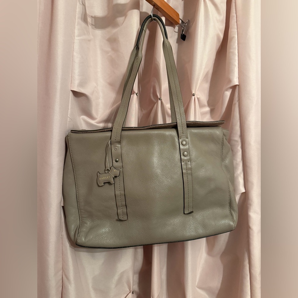 Radley London bag handbag purse satchel leather taupe grey beige gray dog